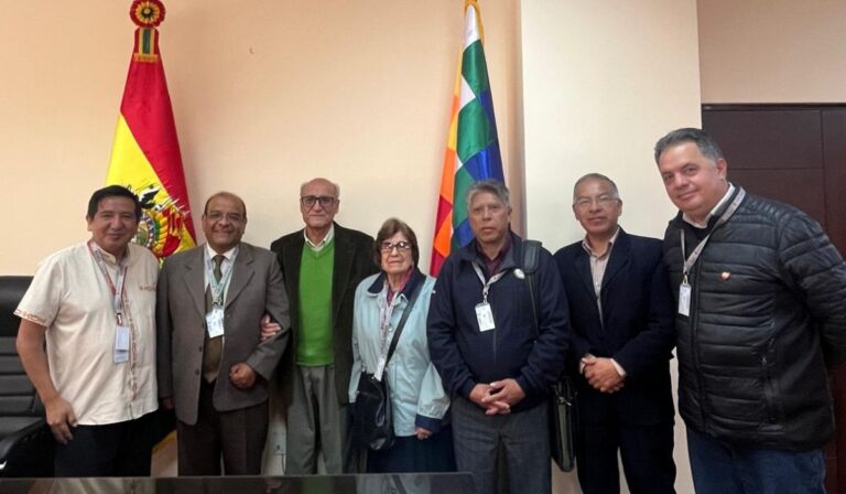 Garantizar la enseñanza religiosa y la calidad educativa: eje del diálogo Iglesia–Estado en Bolivia