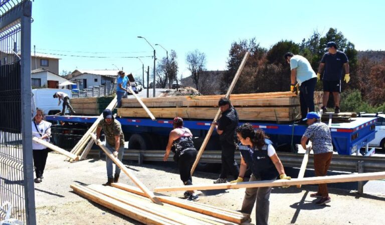 Cuando el fuego golpea, la Iglesia abraza: diócesis chilenas se unen por los damnificados