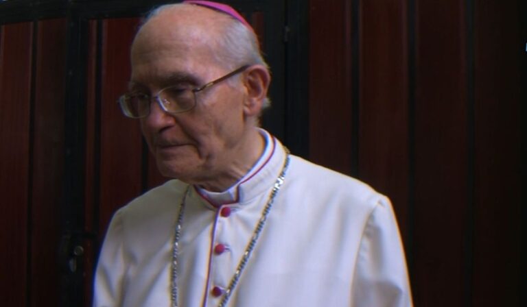 Episcopado panameño lamenta fallecimiento de monseñor Julio César Terán Dutari y destaca legado pastoral