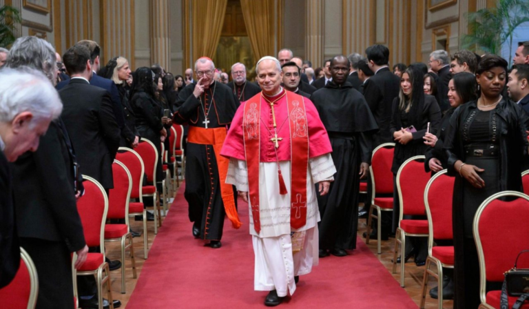 El Papa León XIV renueva su llamado por soluciones pacíficas en Venezuela y el mundo