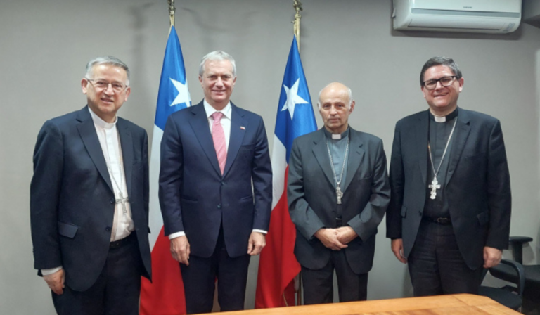 Iglesia chilena reitera compromiso con la justicia y la paz en encuentro con el presidente electo