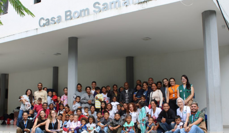 Un nuevo comienzo en Brasil: 65 migrantes venezolanos inician proceso de integración laboral en el Distrito Federal