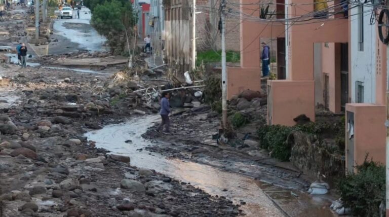 Episcopado peruano ora por víctimas mortales de accidente aéreo y lluvias intensas en Arequipa