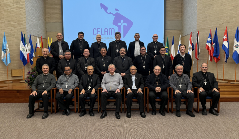 Secretarios generales de América Latina y el Caribe rezan con el Papa por la paz del mundo