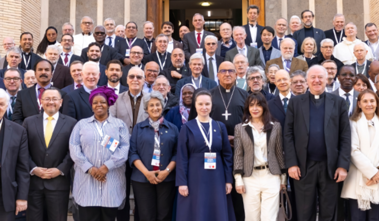 Academia Pontificia para la vida lanza el manifiesto global “Científicos por la paz”
