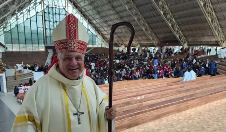 Obispos argentinos invitan a contagiar la alegría pascual y fortalecer la solidaridad social