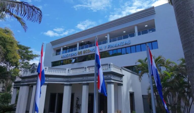 Iglesia paraguaya pide ajustes a ley que regula organizaciones sociales y advierte impactos