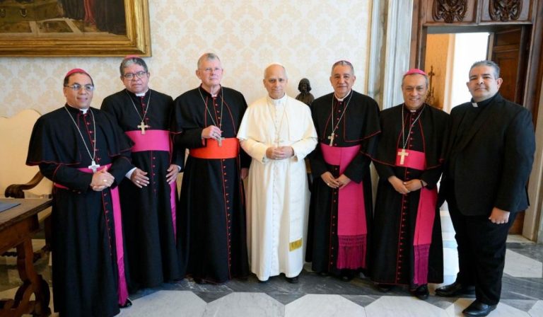León XIV y el Celam: un año de comunión pastoral ante las heridas sociales del continente