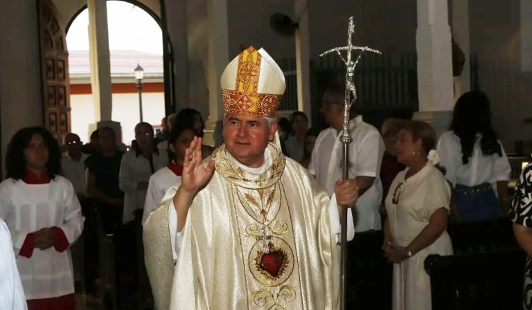 El Papa León XIV nombra a Mons. Dagoberto Campos Salas como nuevo Nuncio en Ecuador